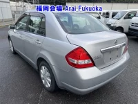 Nissan TIIDA LATIO лот № 42103 оценка 3.5  с аукциона в Японии 1