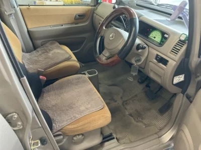 Nissan MOCO  с аукциона в Японии