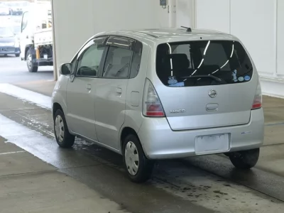 Nissan MOCO  с аукциона в Японии