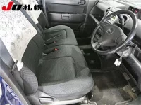 Toyota BB лот № 193 оценка 3.5  с аукциона в Японии 4