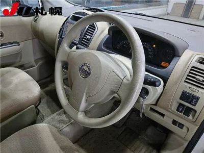 Nissan Lafesta