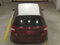 Honda FIT лот № 4023 оценка 3  с аукциона в Японии 5