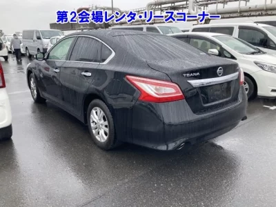 Nissan TEANA