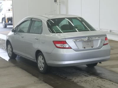 Honda FIT  с аукциона в Японии