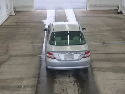 Honda FIT  с аукциона в Японии