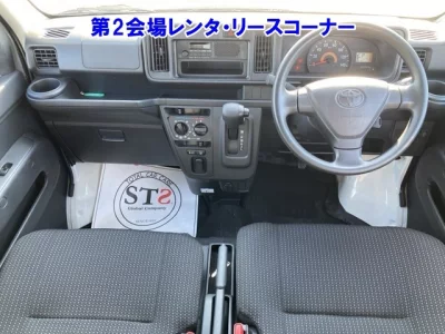 Toyota Pixis Van