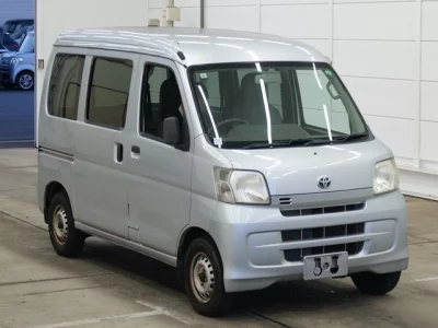 Toyota Pixis Van