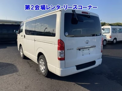 Toyota HiAce Van