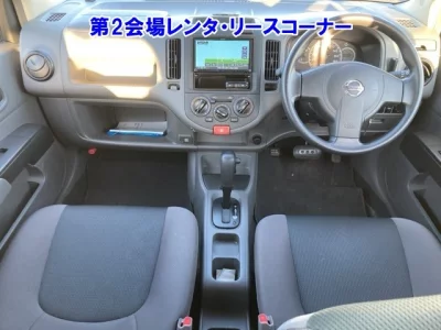 Nissan AD