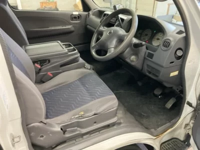 Nissan Caravan