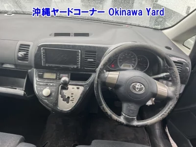 Toyota WISH  с аукциона в Японии