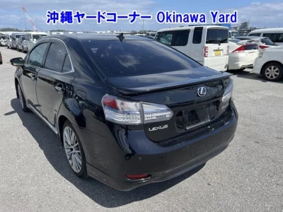 Lexus HS  с аукциона в Японии