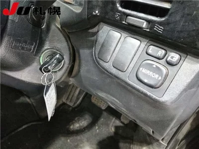 Toyota WISH  с аукциона в Японии