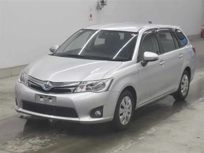 Toyota COROLLA FIELDER  с аукциона в Японии