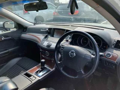 Nissan Fuga