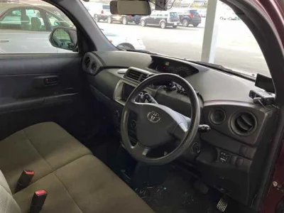 Toyota bB