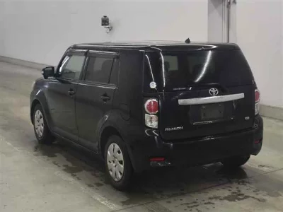 Toyota Corolla Rumion