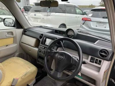 Toyota bB