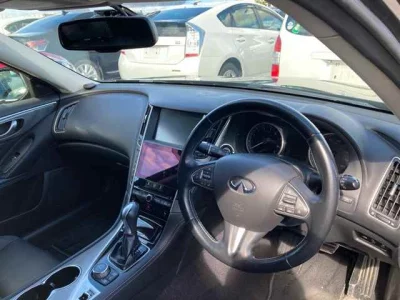 Nissan SKYLINE  с аукциона в Японии