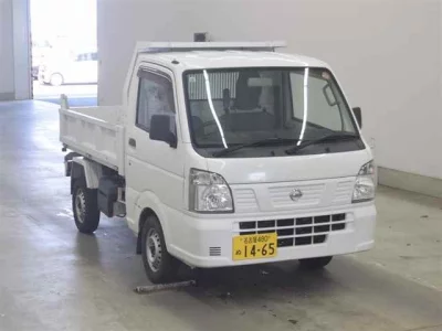 Nissan NT100 Clipper
