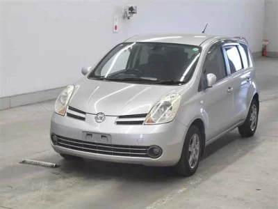 Nissan NOTE  с аукциона в Японии