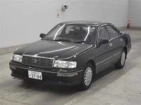 Toyota CROWN лот № 70355 оценка 4  с аукциона в Японии 3