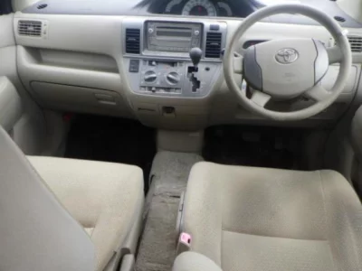 Toyota Raum