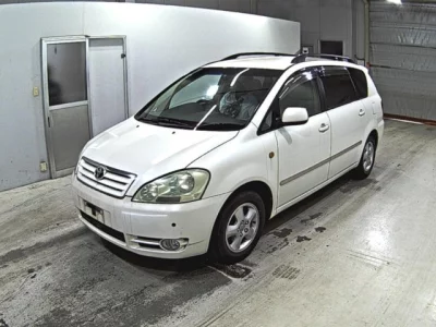 Toyota Ipsum