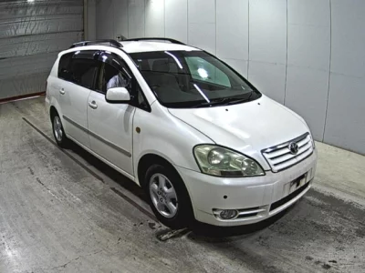 Toyota Ipsum