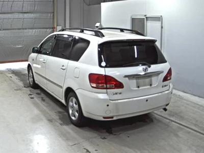 Toyota Ipsum