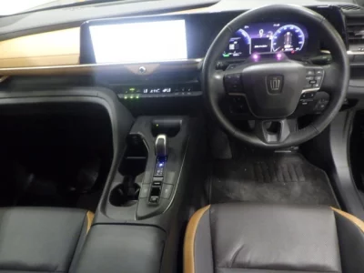 Toyota Crown Crossover