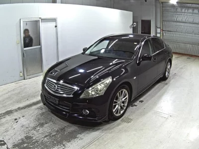 Nissan SKYLINE  с аукциона в Японии