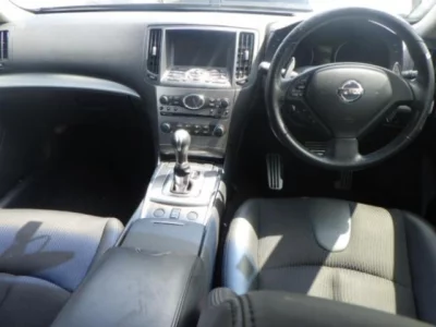 Nissan SKYLINE  с аукциона в Японии