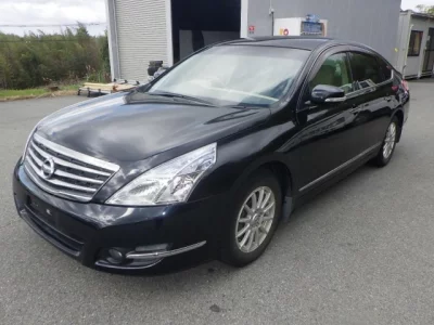 Nissan TEANA