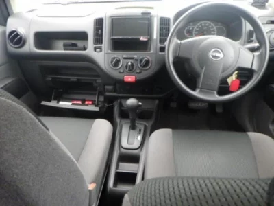 Nissan AD