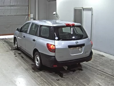Nissan AD