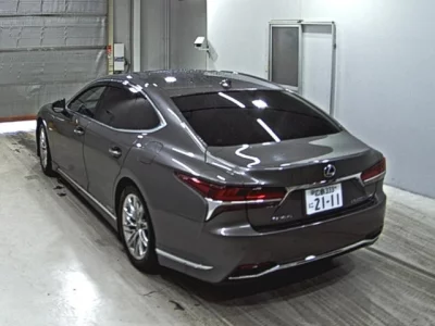 Lexus LS