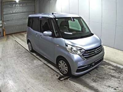 Nissan DAYZ ROOX  с аукциона в Японии