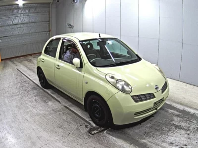 Nissan MARCH  с аукциона в Японии