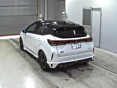 Nissan Aura