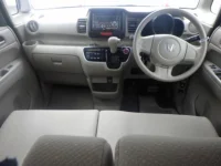 Honda N BOX лот № 2298 оценка 3.5  с аукциона в Японии 2