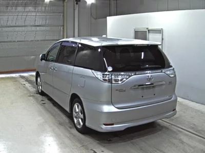 Toyota ESTIMA HYBRID