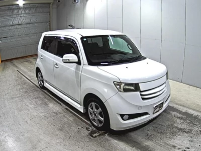 Toyota bB