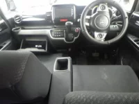 Honda N BOX лот № 9407 оценка 4  с аукциона в Японии 2