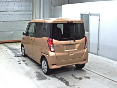 Mitsubishi EK SPACE  с аукциона в Японии
