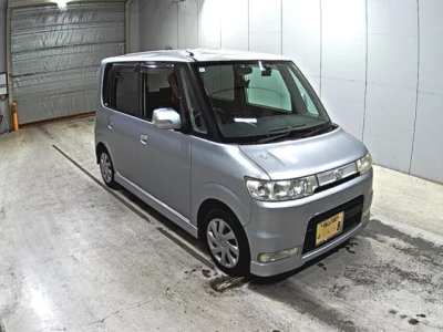 Daihatsu TANTO  с аукциона в Японии