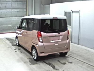 Mitsubishi EK SPACE  с аукциона в Японии