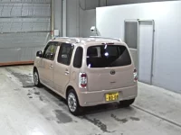 Daihatsu MIRA лот № 3048 оценка 4  с аукциона в Японии 1
