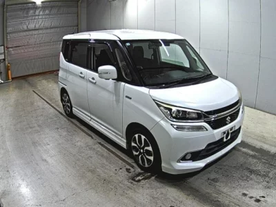Suzuki Solio