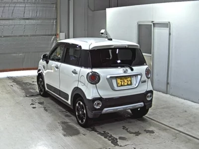 Daihatsu Cast  с аукциона в Японии